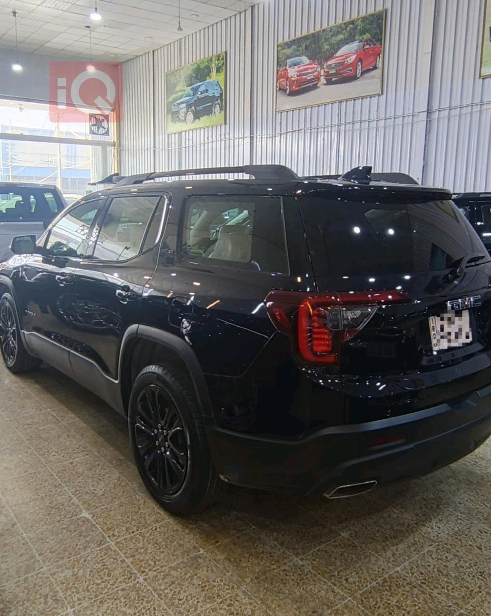 جي ام سي اكاديا